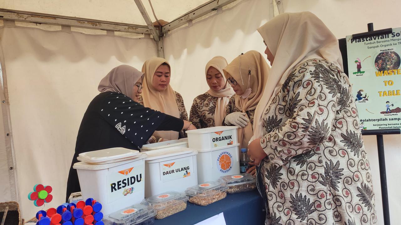 000853100_1761879957-1001085757