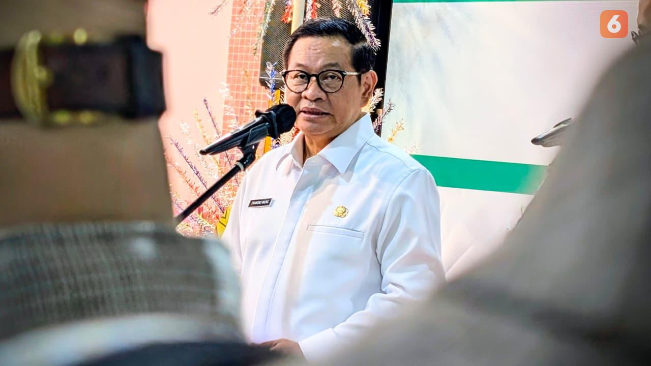 037455400_1761100092-Gubernur_DKI_Jakarta_Pramono_Anung