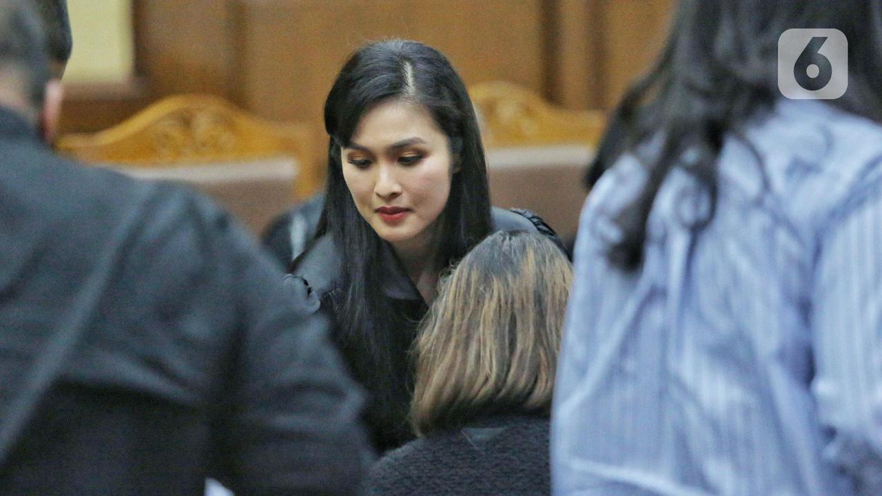 048855700_1728539468-20241010-Sandra_Dewi-ANG_5