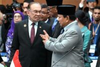 058337400_1761539393-Prabowo_dan_Anwar_Ibrahim
