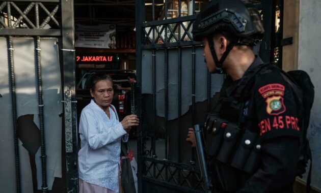 020737500_1762515867-2