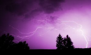 022745300_1751441632-thunderstorm-71366_1280