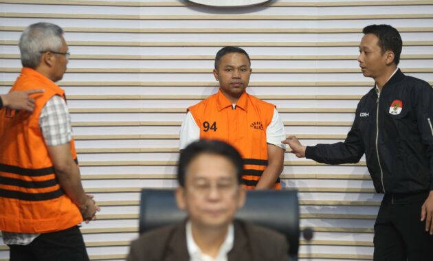 025436500_1762345539-ri4