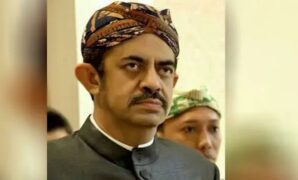 034812100_1753767172-newsCover_2025_7_17_1752730127303-ml8y7