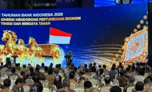 042395300_1764338301-Menko_Bidang_Perekonomian_Airlangga_Hartarto_dalam_Pertemuan_Tahunan_Bank_Indonesia