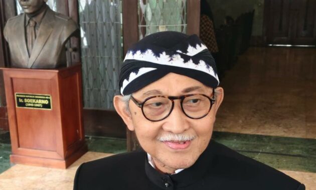 043004500_1762425088-Maha_Menteri_Keraton_Kasunanan_Surakarta__Kangjeng_Gusti_Panembahan_Agung_Tedjowulan