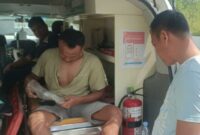 054707200_1763356606-Sopir_truk_dirampuk_di_tol_lampung