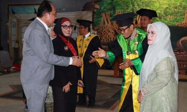 056260700_1762313090-Wali_Kota_Bontang_Dorong_Lulusan_STIT_Syamsul_Ma___arif_1