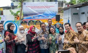 069997300_1763246221-pramono_