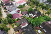 071024400_1764317616-4