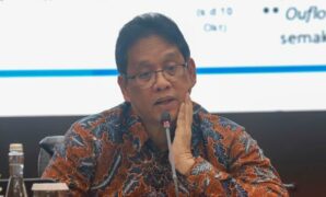 084618200_1760438138-men8