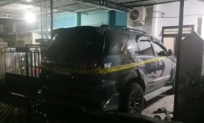 094810100_1762383206-1001142385