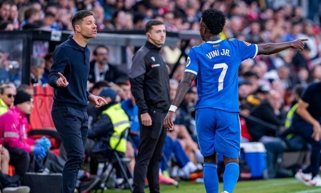 2245389742-1763981100813_169