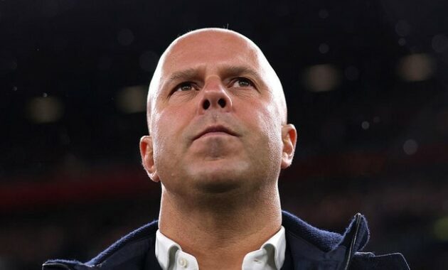 arne-slot-1762542070739_169