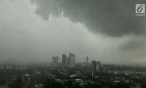 022041600_1517486603-20180201-Cuaca-Ekstrem-IA1