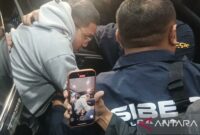 027062400_1765841655-37c4fb5d-6950-469a-8cd9-ebdc98af3012