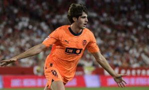 055402400_1691810033-20230812-Sevilla-Vs-Valencia-AFP-1