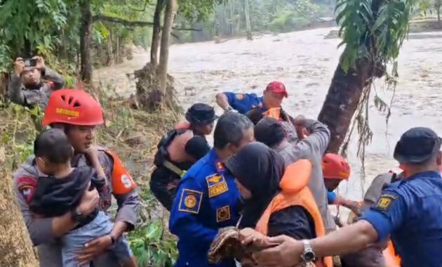 074449900_1766129205-191064