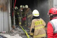 080261200_1765279307-5