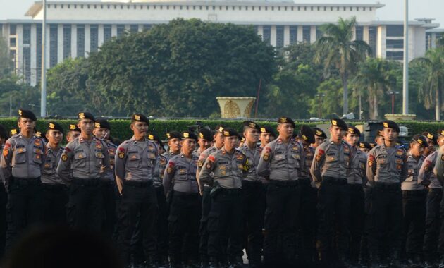 084613200_1559045863-20190528-Panglima-dan-Kapolri-Tinjau-Apel-Gelar-Pasukan-Operasi-Ketupat-20194