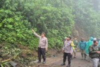 086543700_1765811735-kecelakaan_bromo