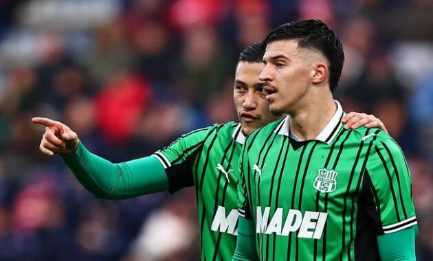 2250329687-1765037145123_169