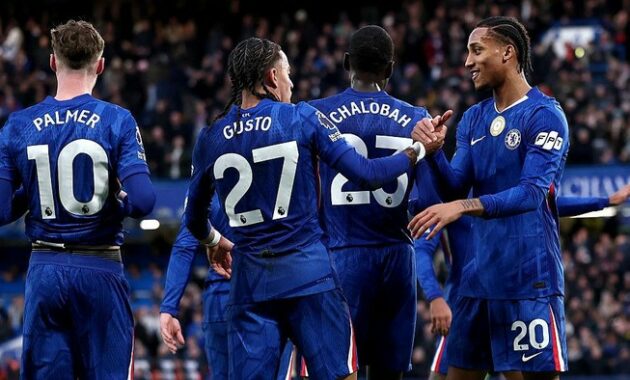 2251731877-1765649924789_169