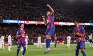 2251759336-1765654406175_169