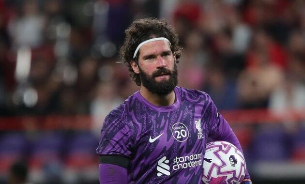 alisson-becker-liverpool-tur-pramusim-liverpool-laga-pramusim-1753782780528_169