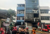 kebakaran_gedung_terra_drone-Br6E_large