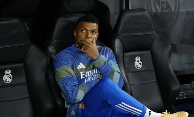 kylian-mbappe-1765414562806_169