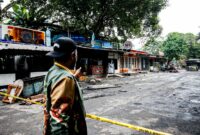 pembakaran-rPmE_large