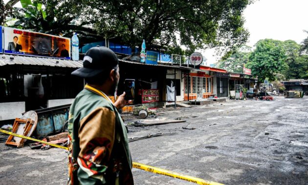 pembakaran-rPmE_large