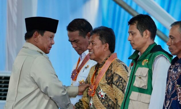 012251600_1767793213-Presiden_Prabowo_Subianto_di_Karawang__2_