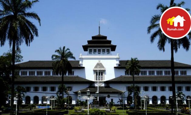 017351300_1503388159-bandung.original