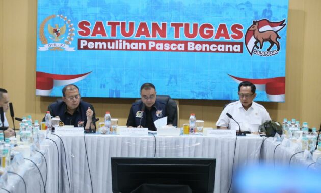 052711100_1768045887-Rapat_Koordinasi_Satgas_Pemulihan_Pascabencana_DPR_dengan_Satgas_Percepatan_Rehabilitasi_dan_Rekonstruksi_Pascabencana_Sumatra