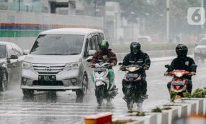 060241700_1653990107-Cuaca_Ekstrem_Melanda_Jakarta-Faizal_Fanani-3