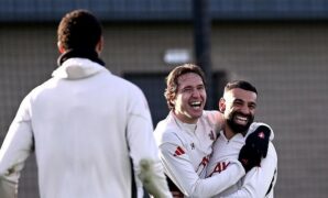 federico-chiesa-mohamed-salah-1767718534328_169