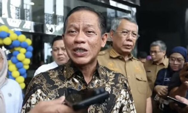 084263700_1766389143-Menteri_LH