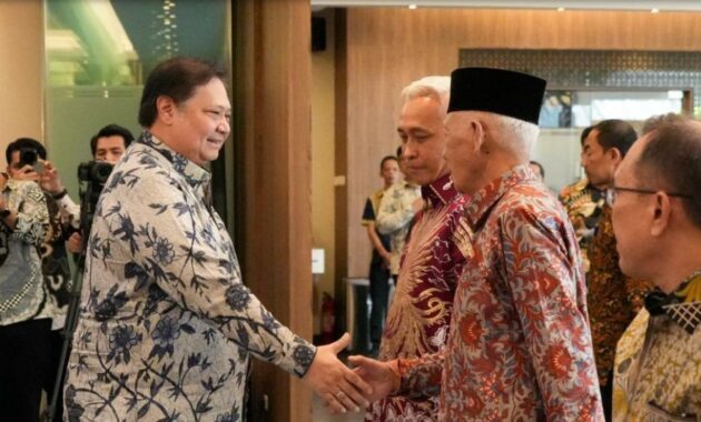 003480700_1773401504-Menko_Bidang_Perekonomian_Airlangga_Hartarto-13_Maret_2026c